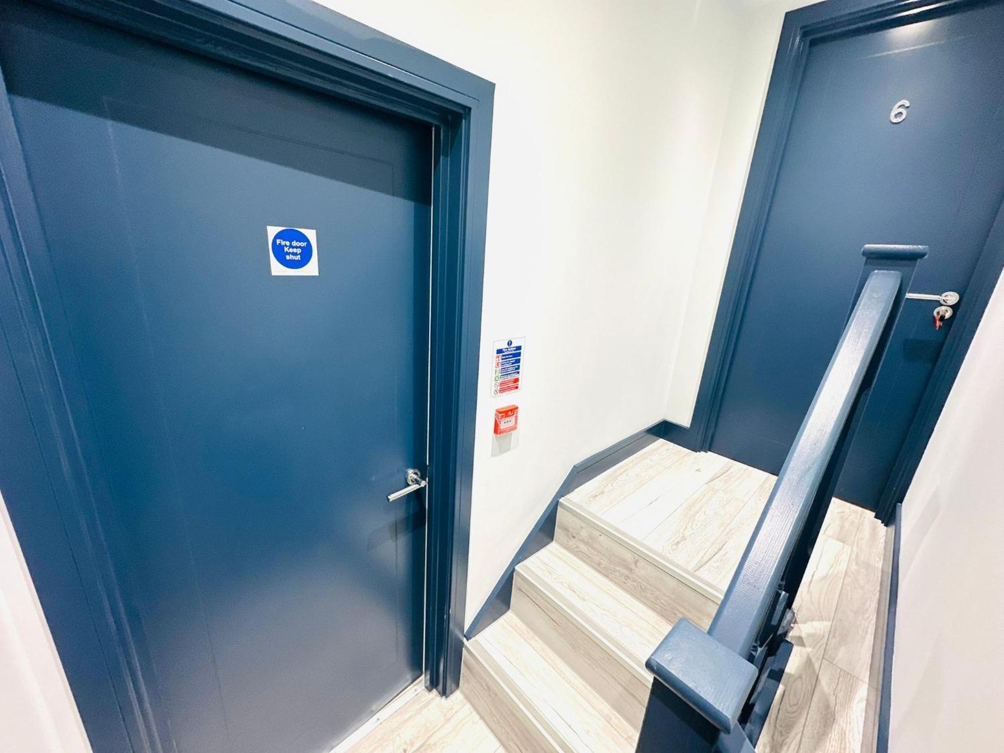 The Navy House Peckham - No 221 - Stylish * London